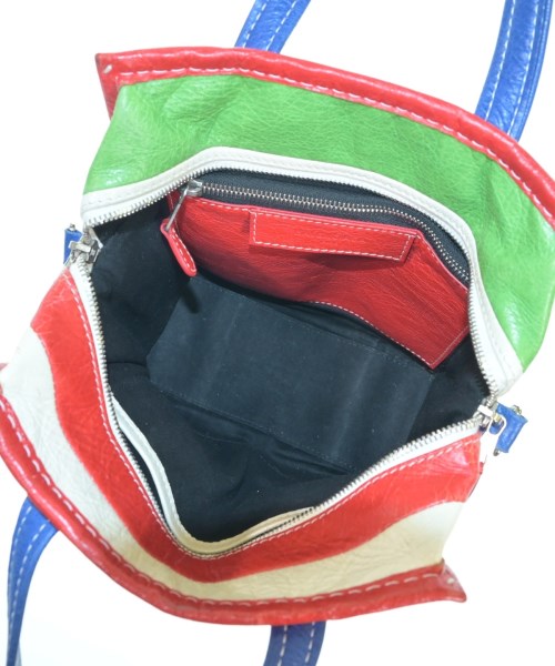 BALENCIAGA กระเป๋าสะพาย