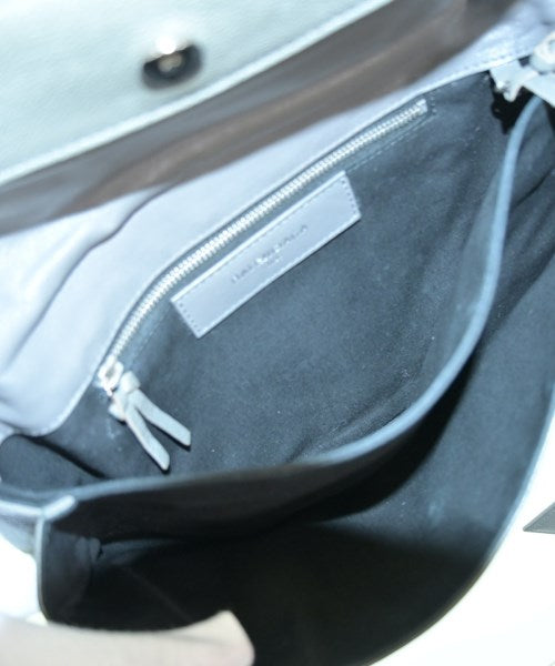 BALENCIAGA กระเป๋าสะพาย