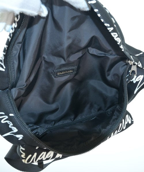 BALENCIAGA กระเป๋าสะพาย