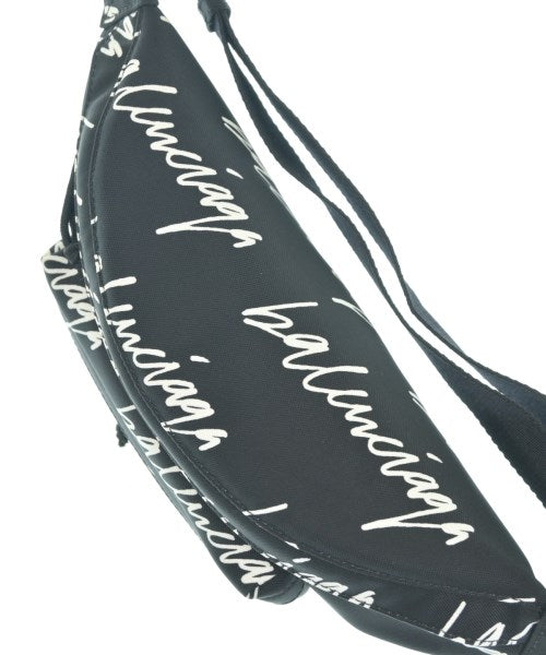 BALENCIAGA กระเป๋าสะพาย