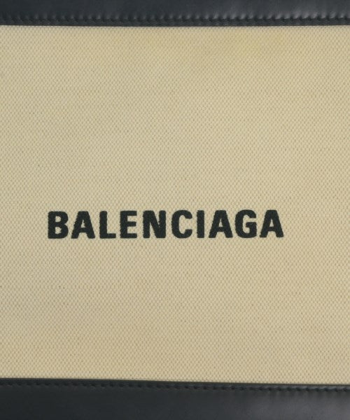 BALENCIAGA คลัตช์