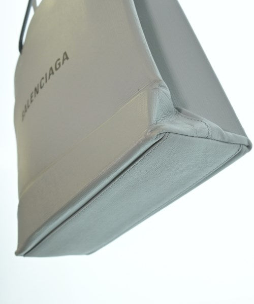 BALENCIAGA กระเป๋าสะพาย