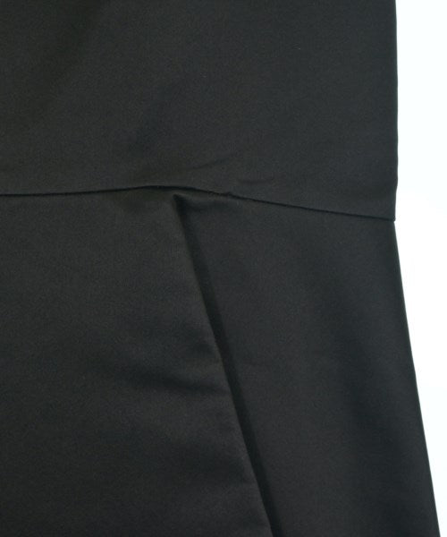 BALENCIAGA กระโปรงยาวถึงเข่า