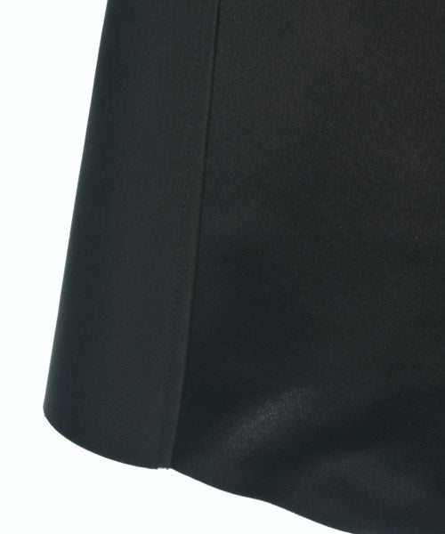 BALENCIAGA กระโปรงยาวถึงเข่า