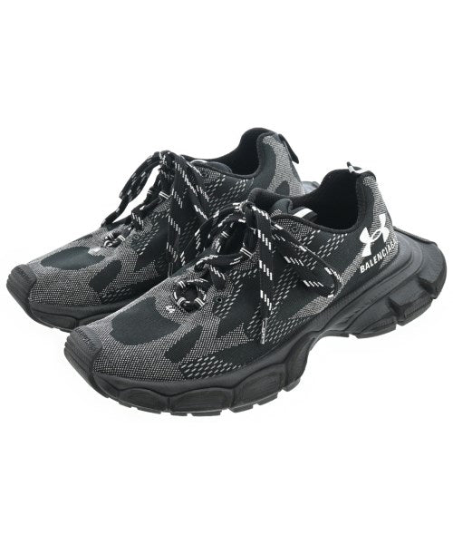 BALENCIAGA รองเท้าผ้าใบ
