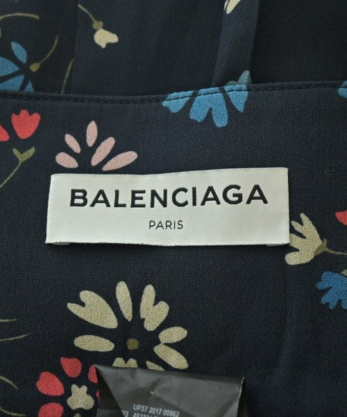 BALENCIAGA กระโปรงยาวถึงเข่า
