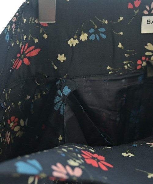 BALENCIAGA กระโปรงยาวถึงเข่า