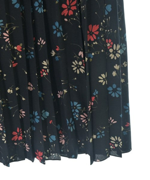 BALENCIAGA กระโปรงยาวถึงเข่า