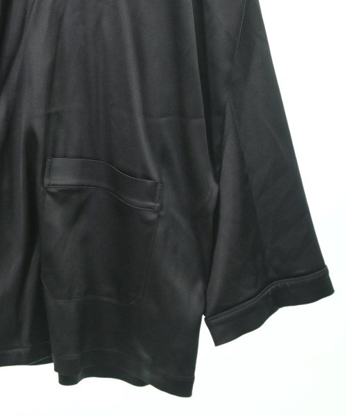 BALENCIAGA เสื้อลำลอง