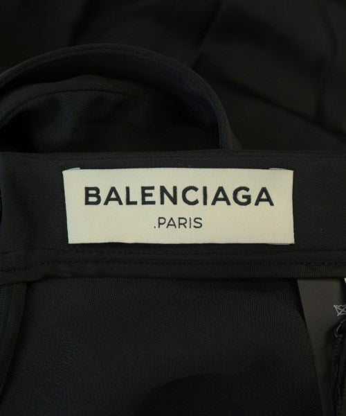 BALENCIAGA กระโปรงยาวถึงเข่า