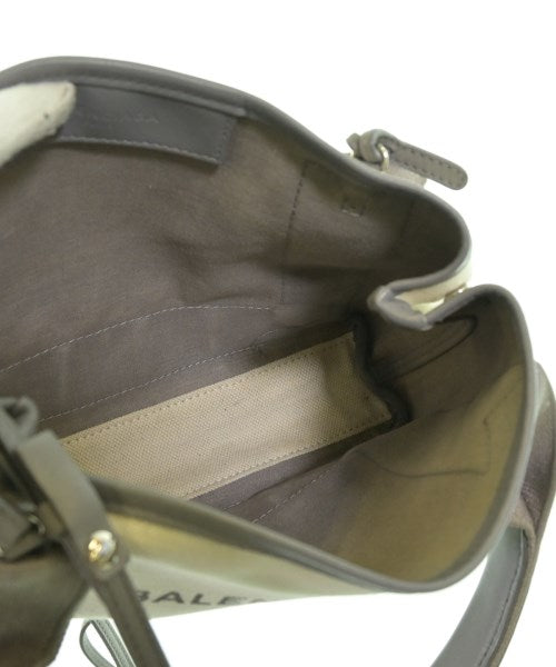 BALENCIAGA กระเป๋าสะพาย
