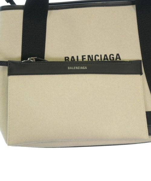 BALENCIAGA กระเป๋าถือขนาดใหญ่