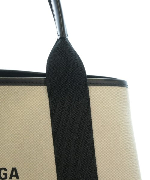 BALENCIAGA กระเป๋าถือขนาดใหญ่