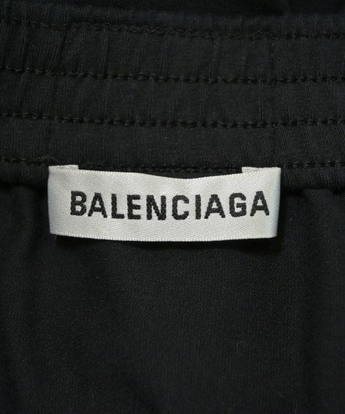 BALENCIAGA กระโปรงยาวถึงเข่า