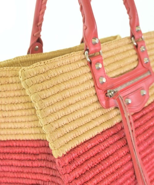 BALENCIAGA กระเป๋าถือขนาดใหญ่