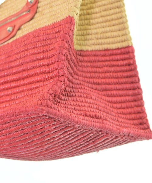 BALENCIAGA กระเป๋าถือขนาดใหญ่