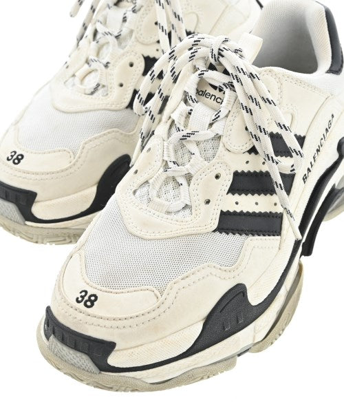 BALENCIAGA รองเท้าผ้าใบ
