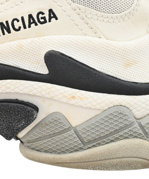 BALENCIAGA รองเท้าผ้าใบ