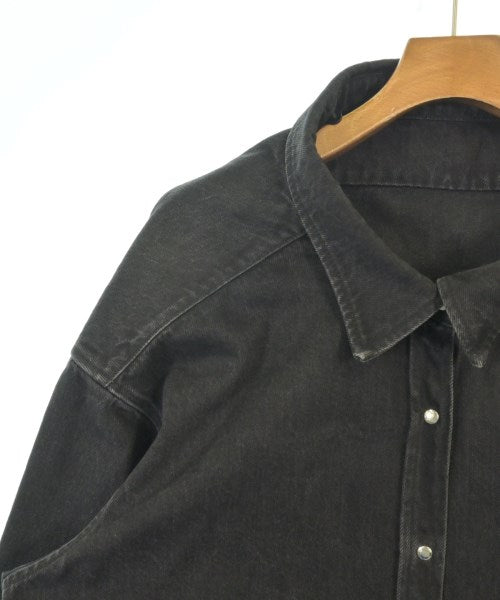 BALENCIAGA เสื้อลำลอง