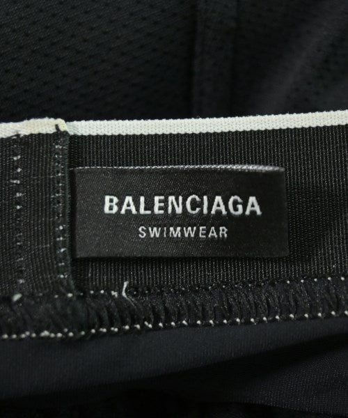 BALENCIAGA กางเกงขาสั้น