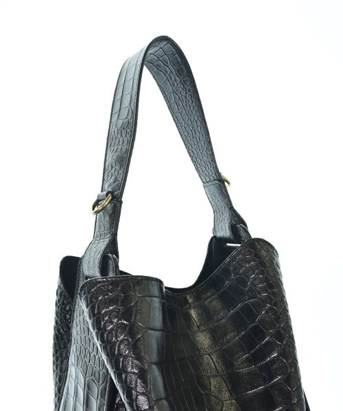 BALENCIAGA กระเป๋าสะพาย