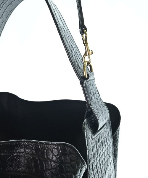 BALENCIAGA กระเป๋าสะพาย