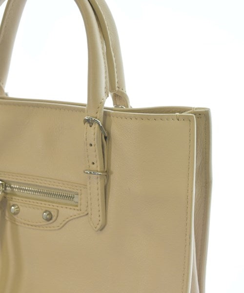 BALENCIAGA กระเป๋าสะพาย