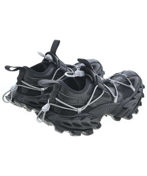 BALENCIAGA รองเท้าผ้าใบ