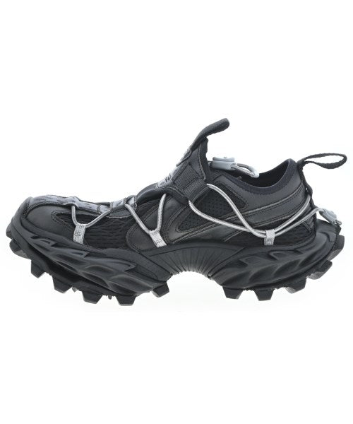 BALENCIAGA รองเท้าผ้าใบ