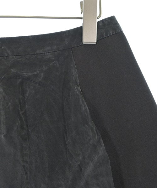 BALENCIAGA กระโปรงสั้น