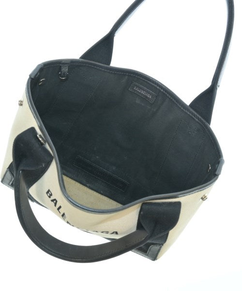 BALENCIAGA กระเป๋าถือขนาดใหญ่