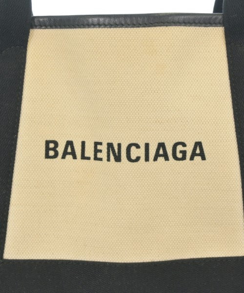 BALENCIAGA กระเป๋าถือขนาดใหญ่