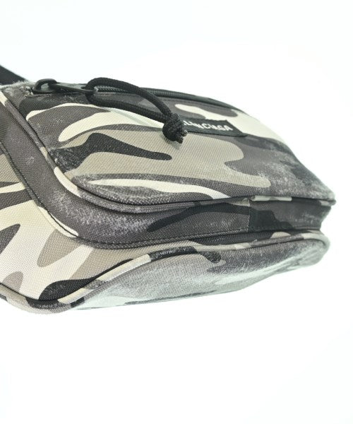 BALENCIAGA กระเป๋า อื่น