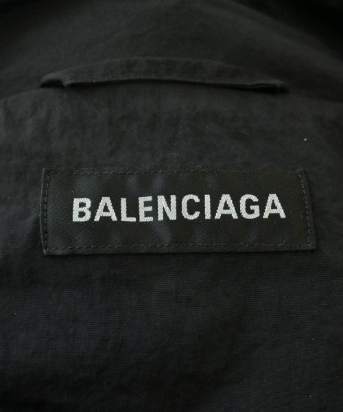 BALENCIAGA เสื้อพาร์กาภูเขา