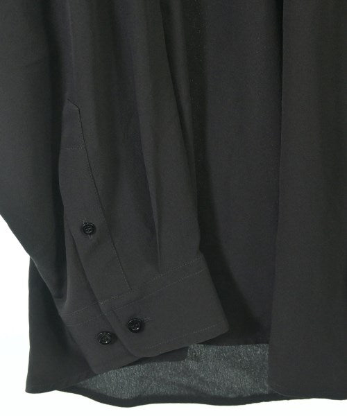 BALENCIAGA เสื้อลำลอง
