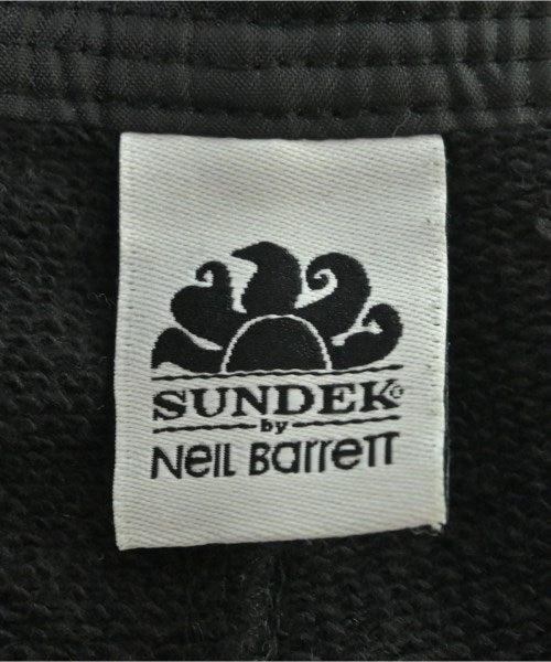 Neil Barrett กางเกงขาสั้น