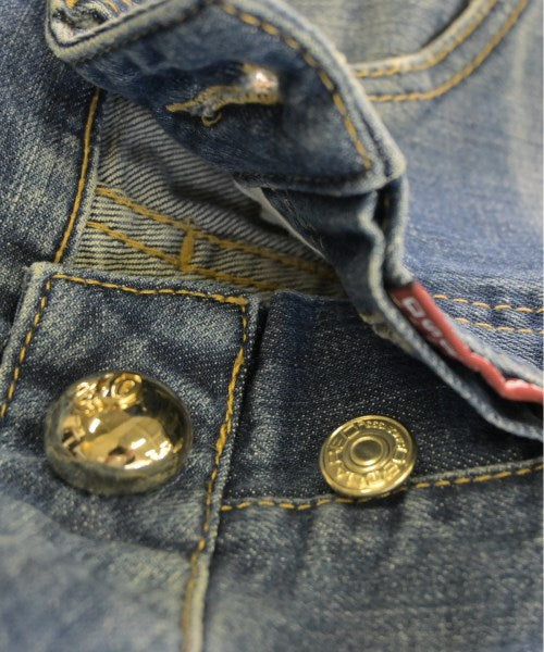 DSQUARED ยีนส์