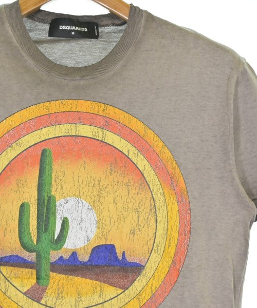 DSQUARED เสื้อยืด/เสื้อท็อปส์