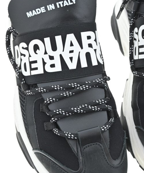 DSQUARED รองเท้าผ้าใบ