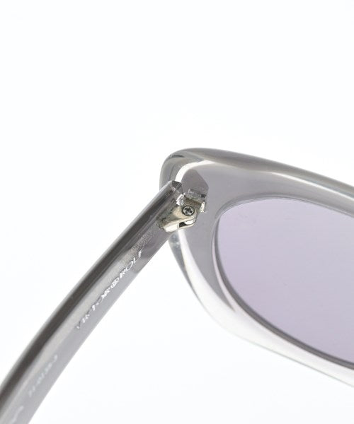VIKTOR&ROLF แว่นกันแดด