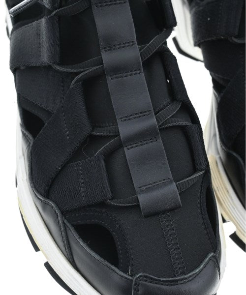 Dior Homme รองเท้าผ้าใบ