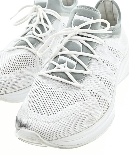 Dior Homme รองเท้าผ้าใบ