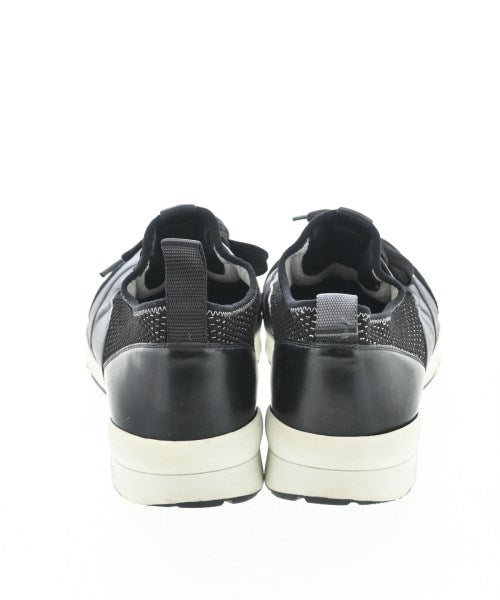 Dior Homme รองเท้าผ้าใบ