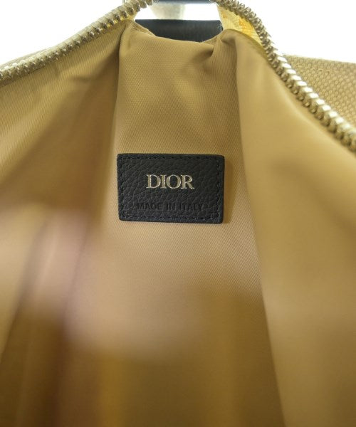 Dior Homme กระเป๋าถือขนาดใหญ่