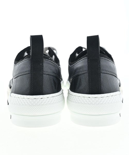 Dior Homme รองเท้าผ้าใบ