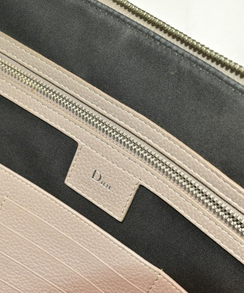 Dior Homme คลัตช์