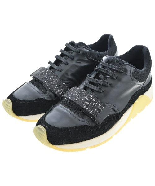 Dior Homme รองเท้าผ้าใบ