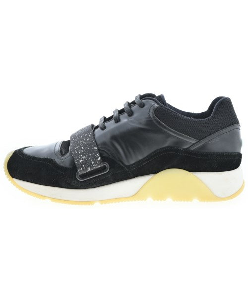 Dior Homme รองเท้าผ้าใบ
