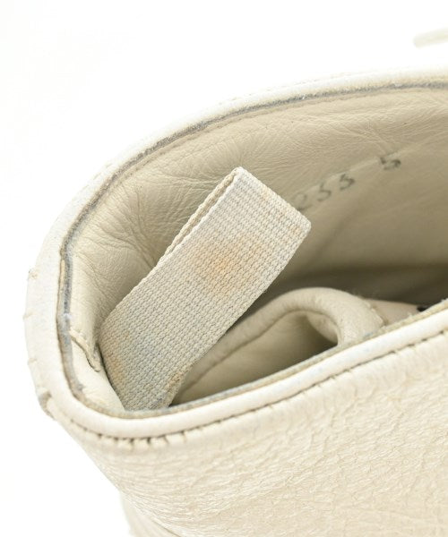 Miu Miu รองเท้าผ้าใบ