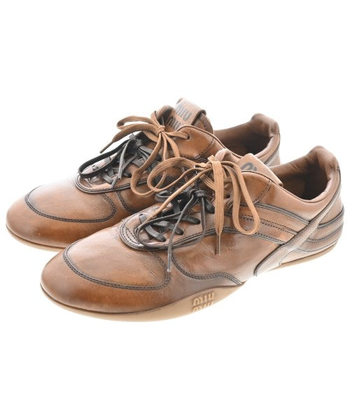 Miu Miu รองเท้าผ้าใบ